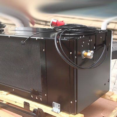 Η μονάδα ψύξης Thermo King UT σειράς UT-R EXTREME αντικαθιστά την UT-1200 εγκατεστημένη στο φορτηγό μεταφοράς αεροδρομίου