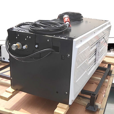 Η μονάδα ψύξης Thermo King UT σειράς UT-R EXTREME αντικαθιστά την UT-1200 εγκατεστημένη στο φορτηγό μεταφοράς αεροδρομίου