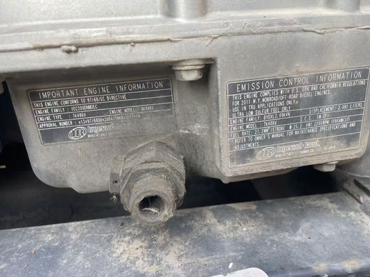 Χρησιμοποιούμενο μοντέλο Θερμό Κινγκ SB-210 με κινητήρα Ίνγκερσολ-Ραντ 2012 Χρόνος Καλές συνθήκες