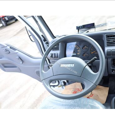 Isuzu 100p Ιαπωνική μάρκα Φορτηγό υπόστεγο με μήκος 4,1 μέτρων ψυγείο κουτί με μονάδες ψύξης THERMO KING RV380V 4X2 Mini 3tons 2 τόνων ψυγείο ψυγείο φορτηγό